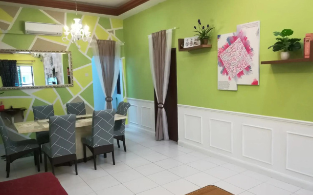 D Wangi Homestay Pasir Gudang at Ecotropic