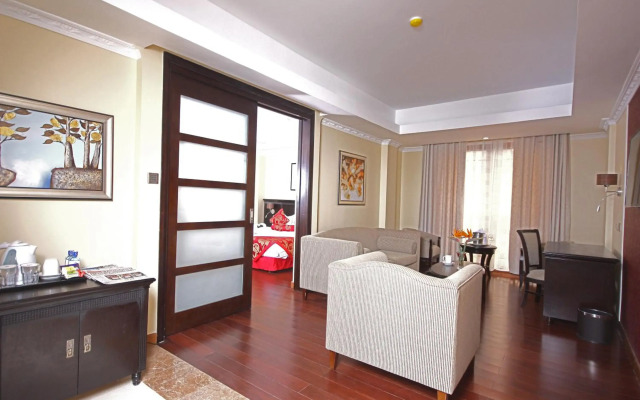 The White Rhino Hotel