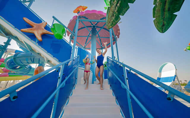 Mövenpick Waterpark Resort & Spa Soma Bay