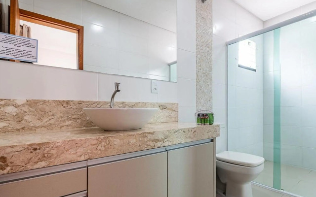 125 - Excelente Casa com 03 quartos em Mariscal