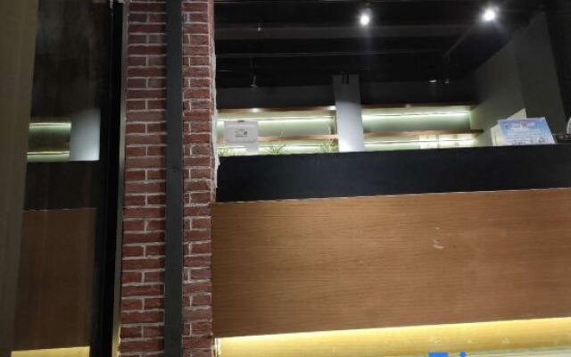 YeSuXiaoXing Youth Hostel