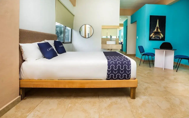 Capital O Cancun International Airport 24/7