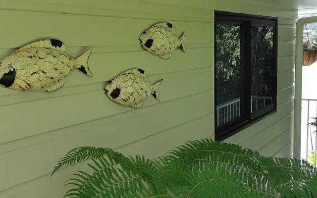 Water's Edge Holiday Homes