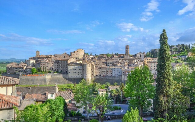 Podere Case Sparse