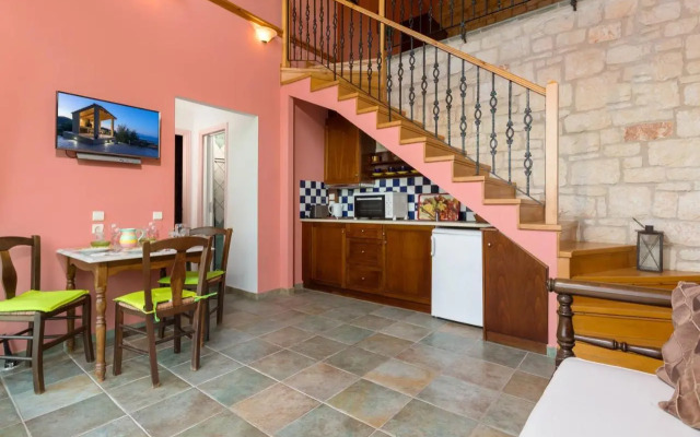 Elia Villa 1
