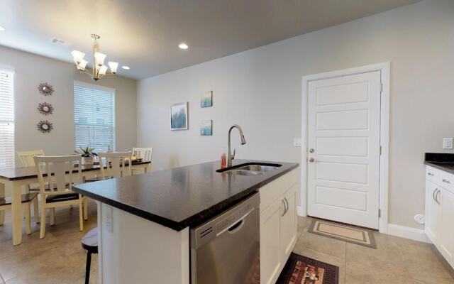 Sweet 3 Bedroom Apts