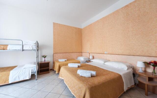 Regina Hotel E Ristorante