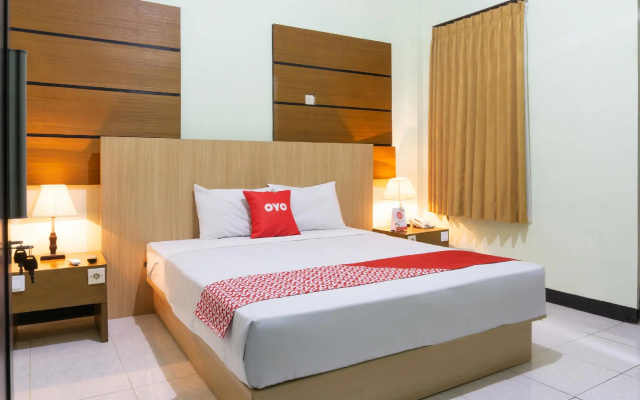 OYO 3803 Hotel Wonojati Syariah Malang