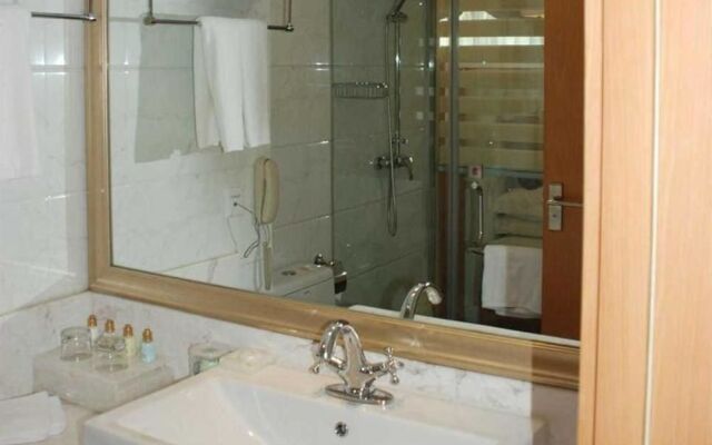 Chengdu Carmen Hotel