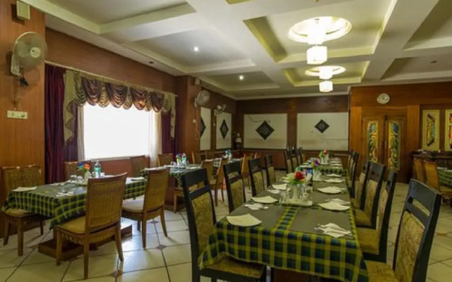 Emarald Hotels