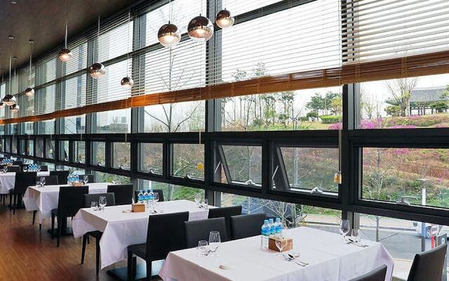Airsky Hotel