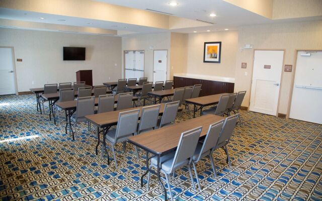 Hampton Inn & Suites McKinney