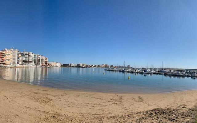 Catalina Apartment Torrevieja 300m to the sea