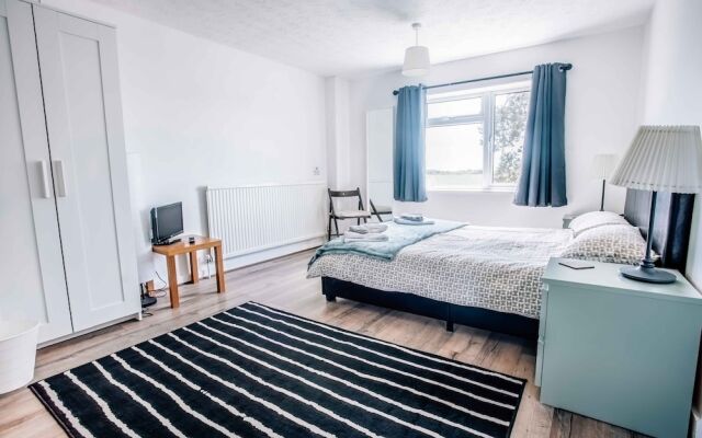 Eastwood Lodge