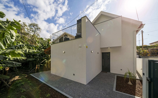 Oscar's House by An Island Apart