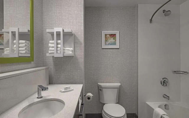 Hampton Inn Midland, On