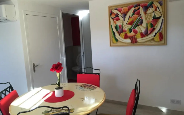 Studio In Vence With Wonderful City View Private Pool Enclosed Garden 8 Km From The Beach
