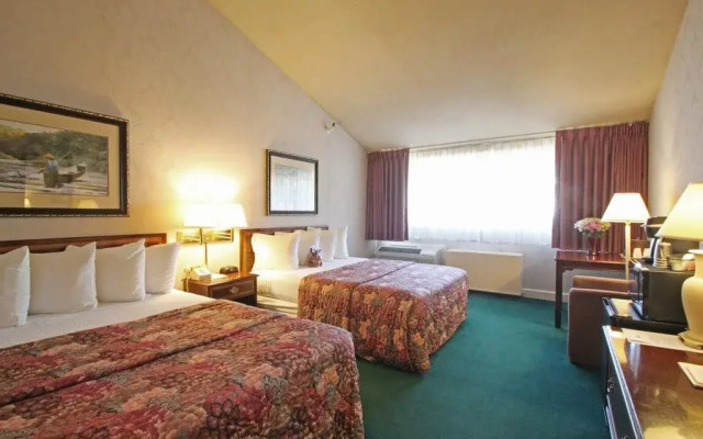 Fireside Inn & Suites Waterville