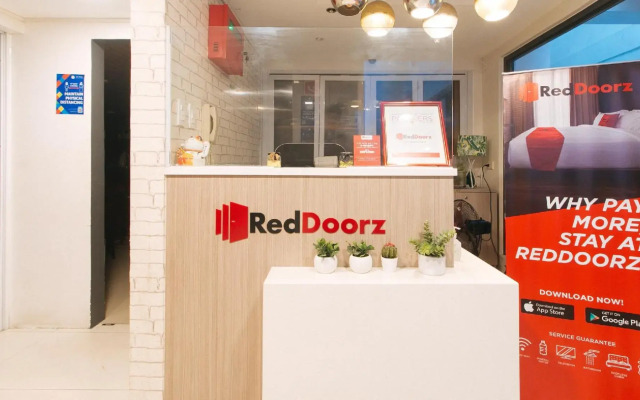 RedDoorz Plus @ La Belle Residences Makati City