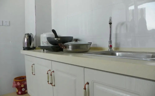 Petroleum Apartment Hotel Xining