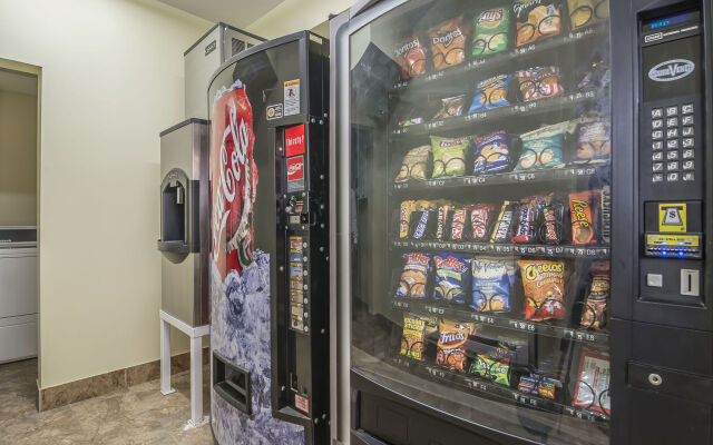 Comfort Inn And Suites Edson