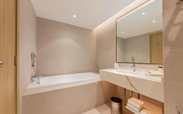 Glenmarie Hotel & Golf Resort