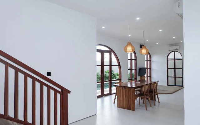 Amreta Villa by Betterplace