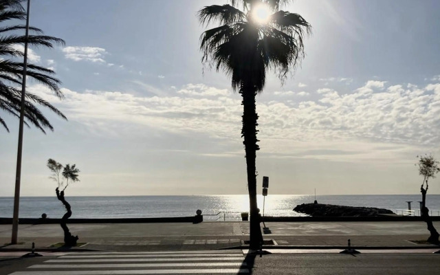 Los Globos Beach Studio by Hello Homes Sitges