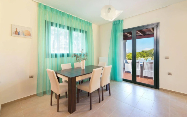 Seven Springs Artemis Villa