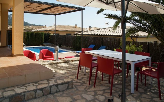 Exclusive Villa For 6 In Lestartit With Private Pool In Residential Area
