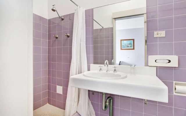 Gateshead Tavern Motel