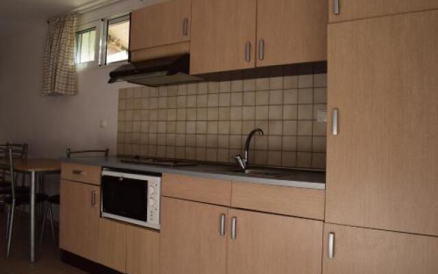 Alexandros Apartments