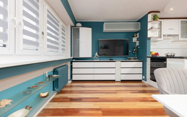 Starej Baśni Apartment Warsaw by Renters