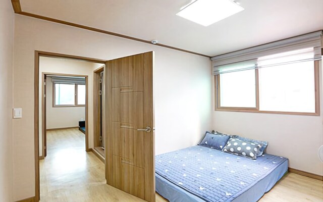 Sokcho Dal Beach Pension