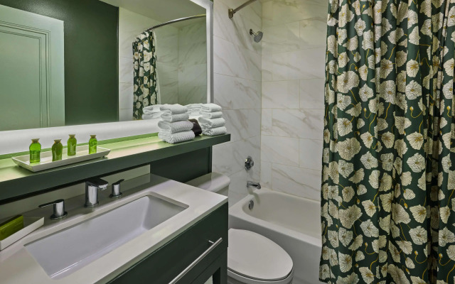 The Partridge Inn Augusta, Curio Collection by Hilton