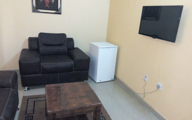 De Lawrence Court & Suites