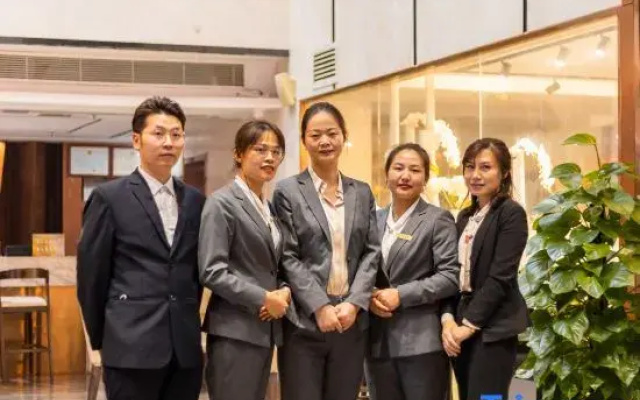 Jiayue  Grand Hotel
