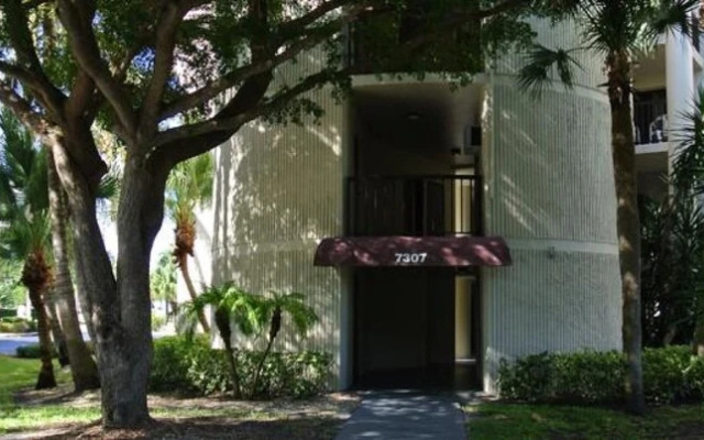 Santa Maria Harbour Resort Condo