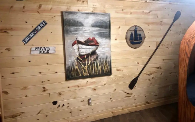 Samantha's Timber Inn