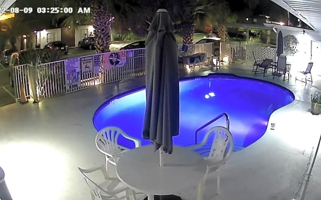 Royal Canadian Motel