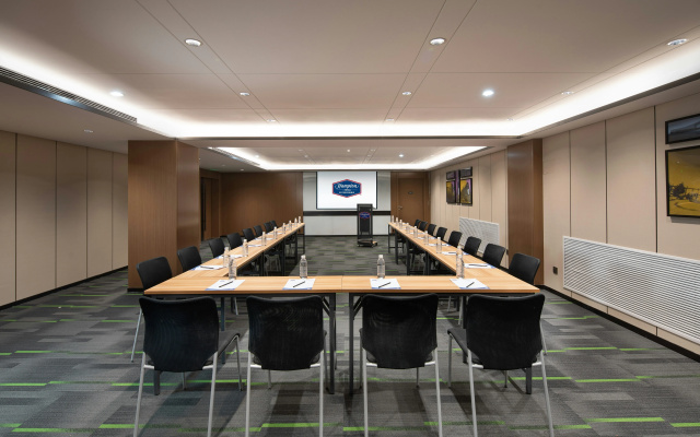 Hampton by Hilton Harbin Zhongyang Street