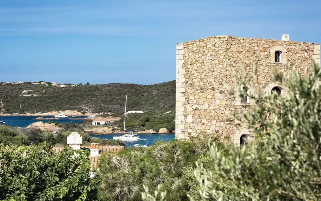 Stay in Porto Cervo With Garden Setting