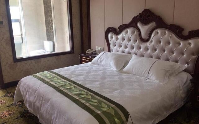 Shanghai Happy Hotel
