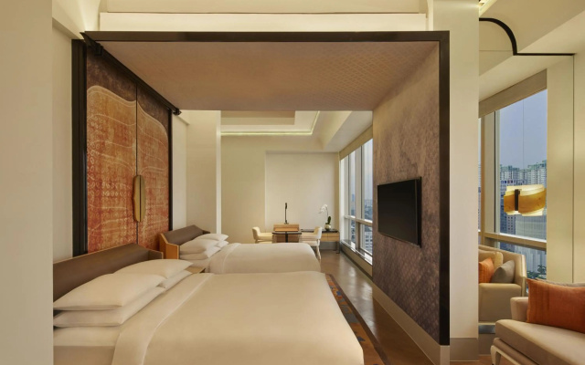 Keraton at The Plaza, The Unbound Collection by Hyatt – Guest Rooms – Jakarta