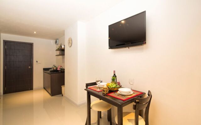 Bayshore Oceanview Apartment F11-f12