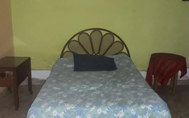 Blue House Backpacker Hostel