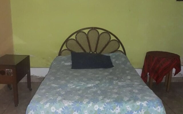Blue House Backpacker Hostel