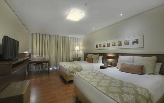Hotel Deville Prime Porto Alegre