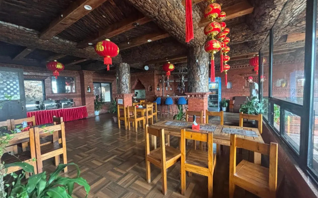 Hotel Fewa And Mike's Old Kitchen