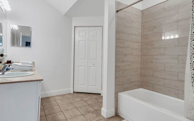 Lucaya Village 3040 #6-107